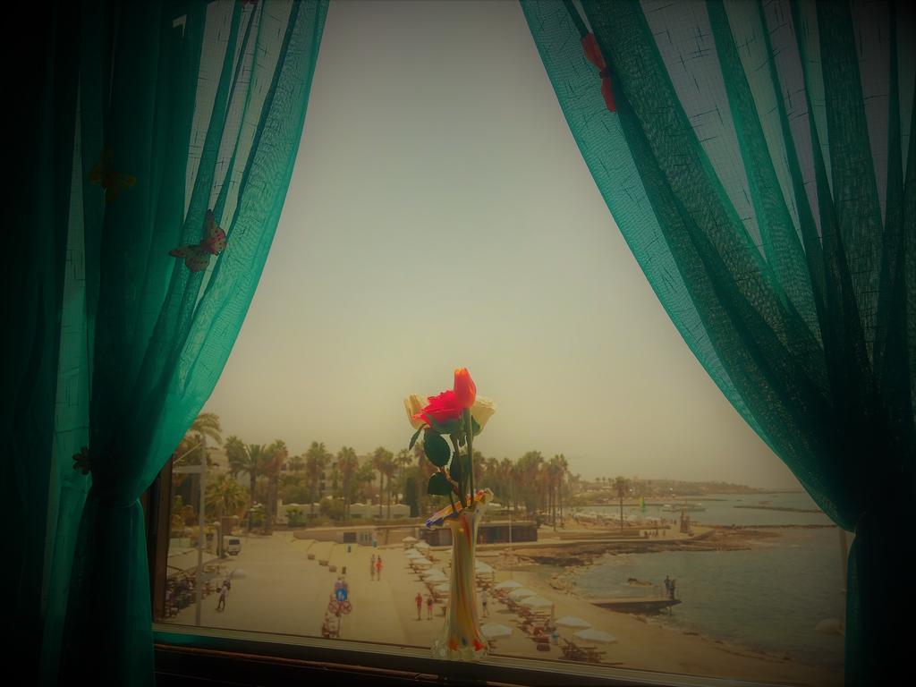 777 Beach Guesthouse Paphos Kültér fotó