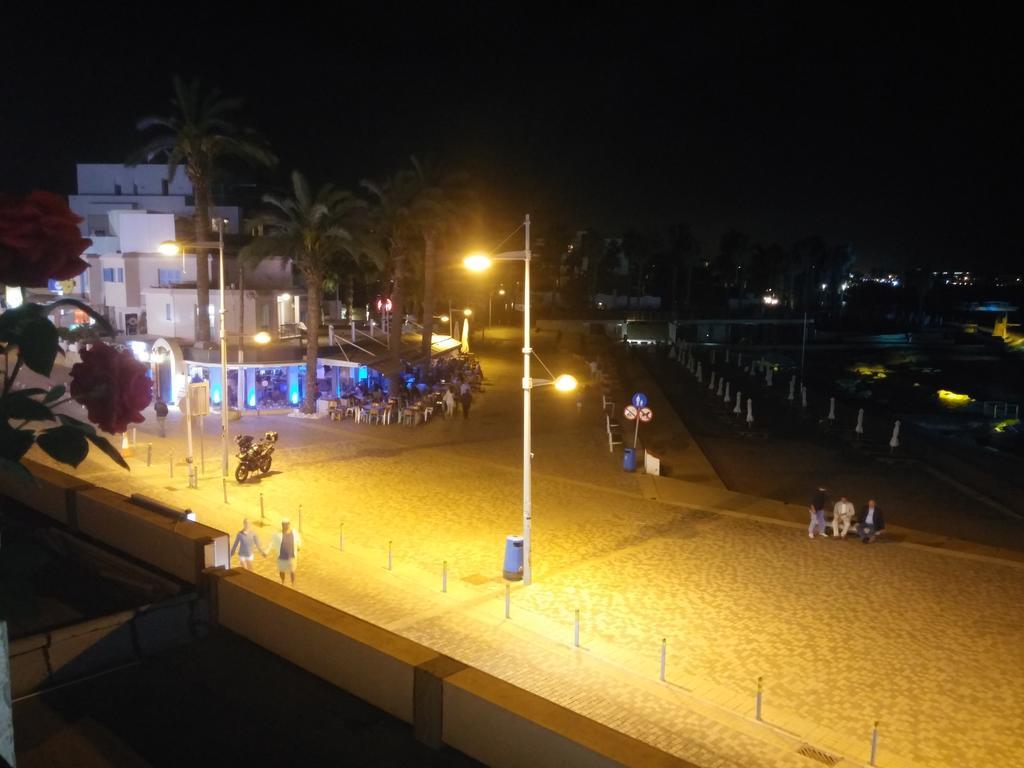 777 Beach Guesthouse Paphos Kültér fotó