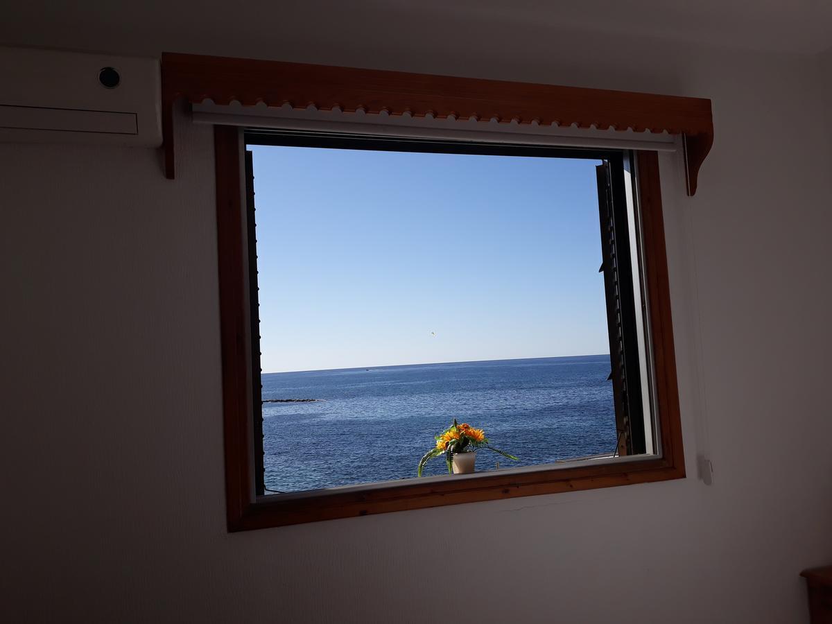 777 Beach Guesthouse Paphos Kültér fotó